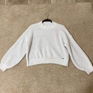White/ grayish hollister sweater